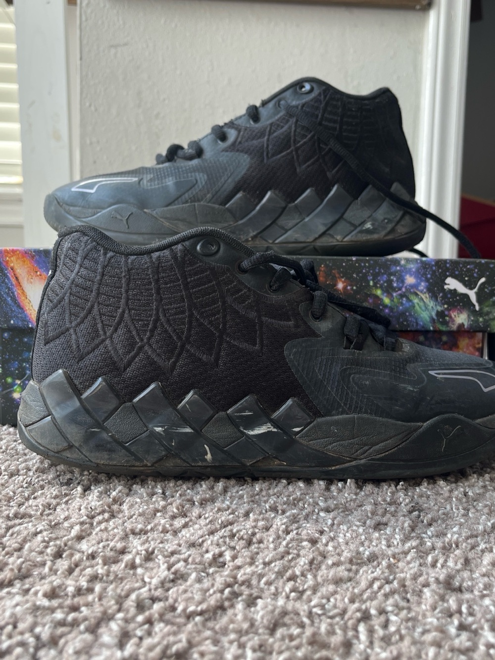 Puma Men's Black Mid-Top Athletic Sneakers